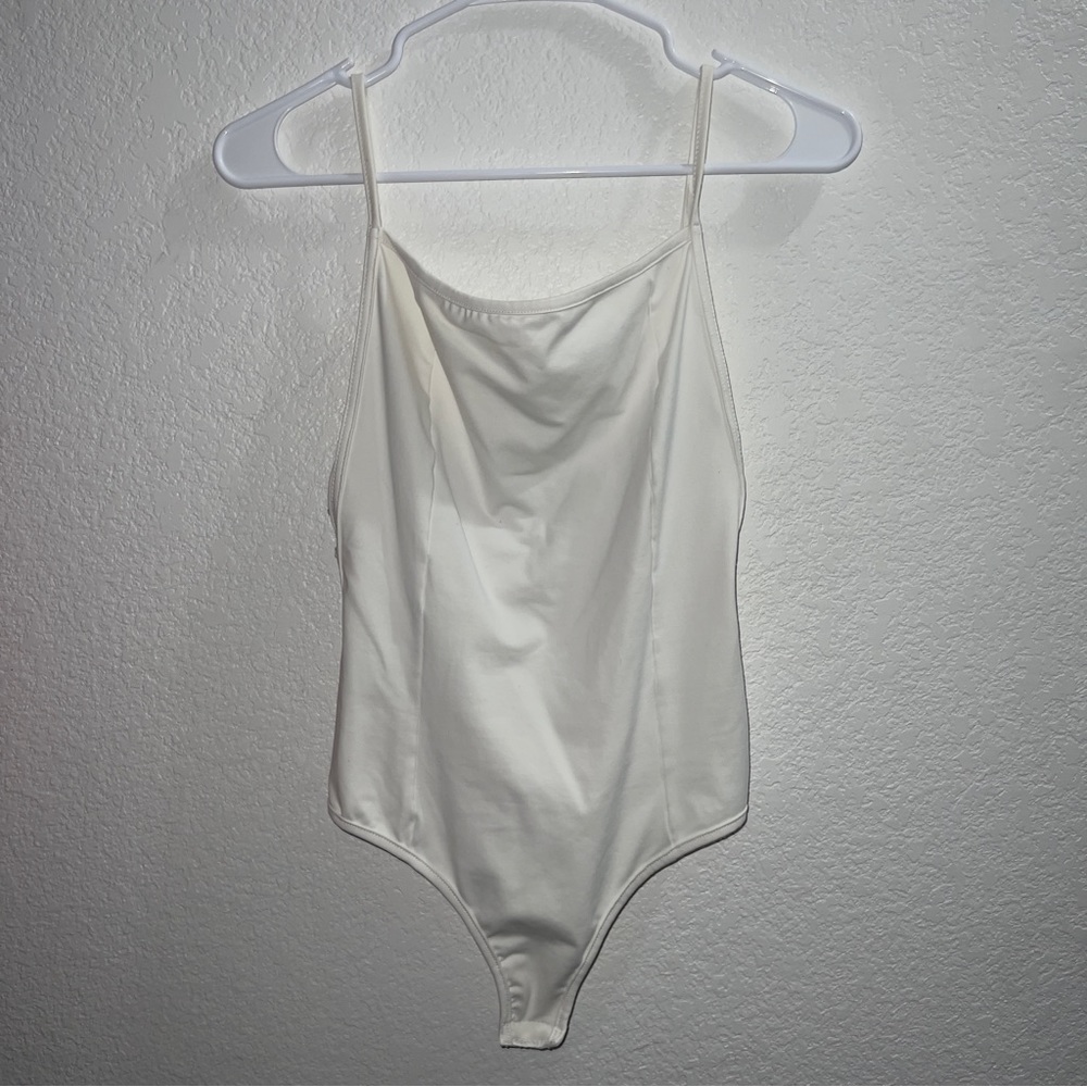 Squareneck bodysuit